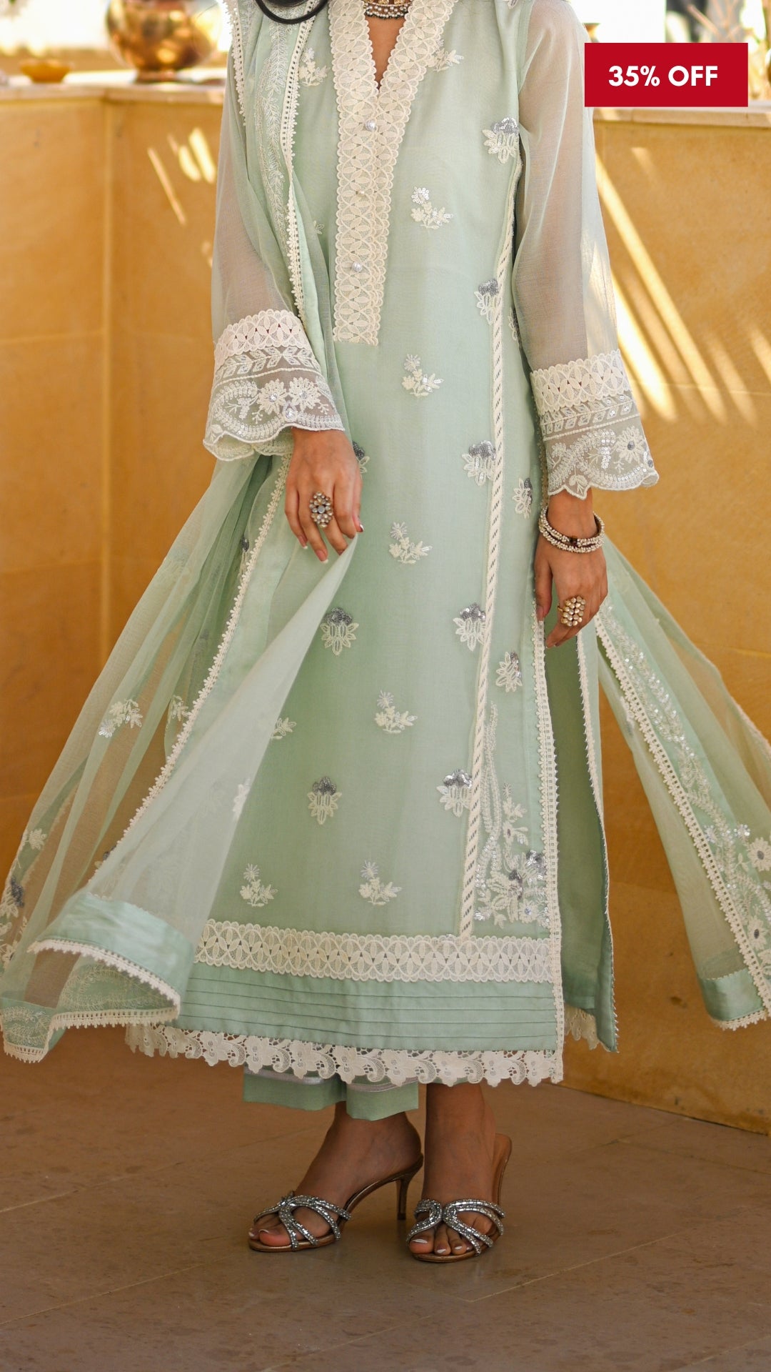 Zohra Set & Embroidered Dupatta