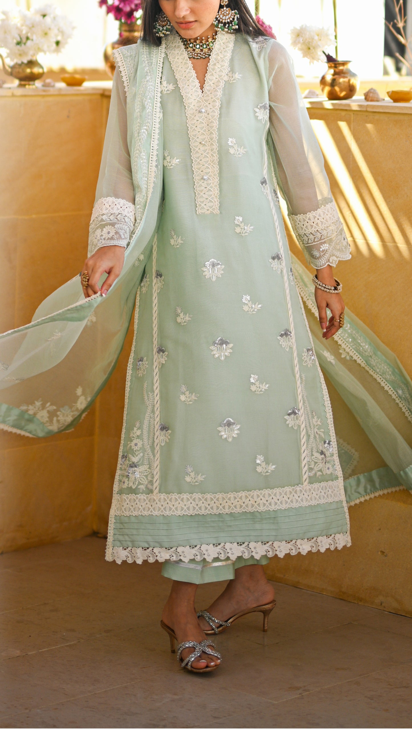 Zohra Set & Embroidered Dupatta