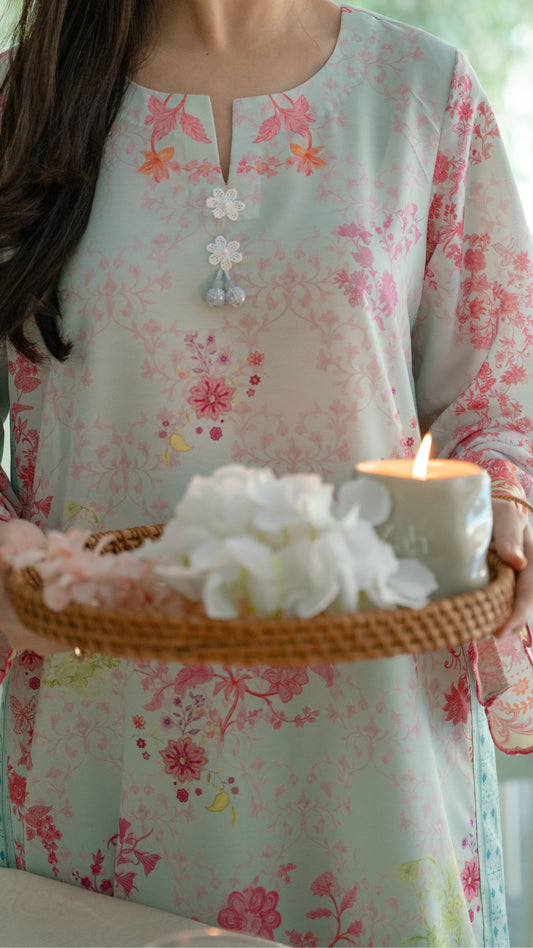 Minah Kaftan & Izaar