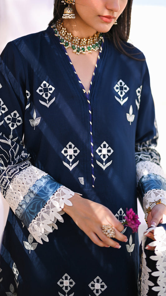 Nawal Kurta & Embroidered Izaar