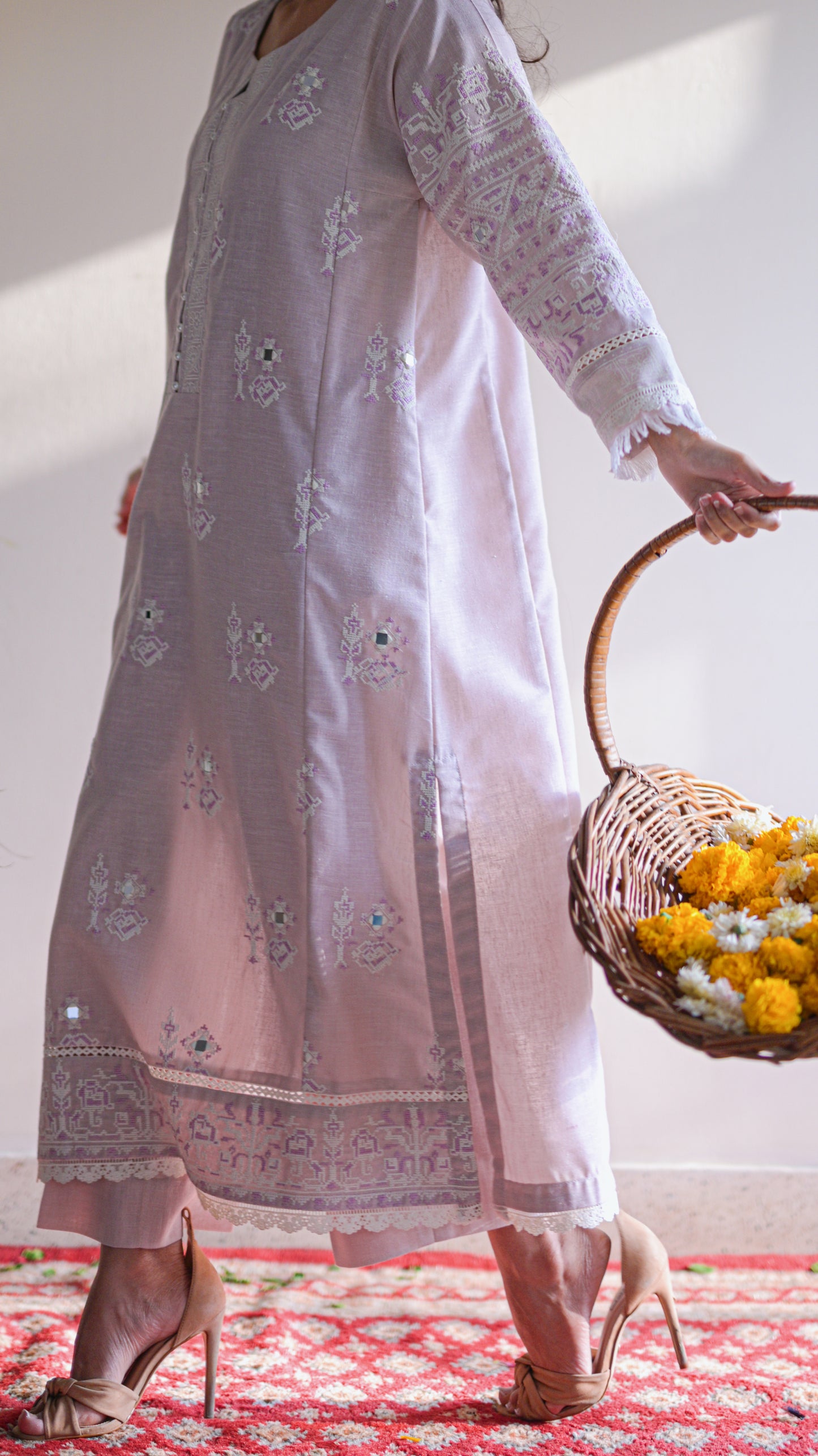 Ava Kurta