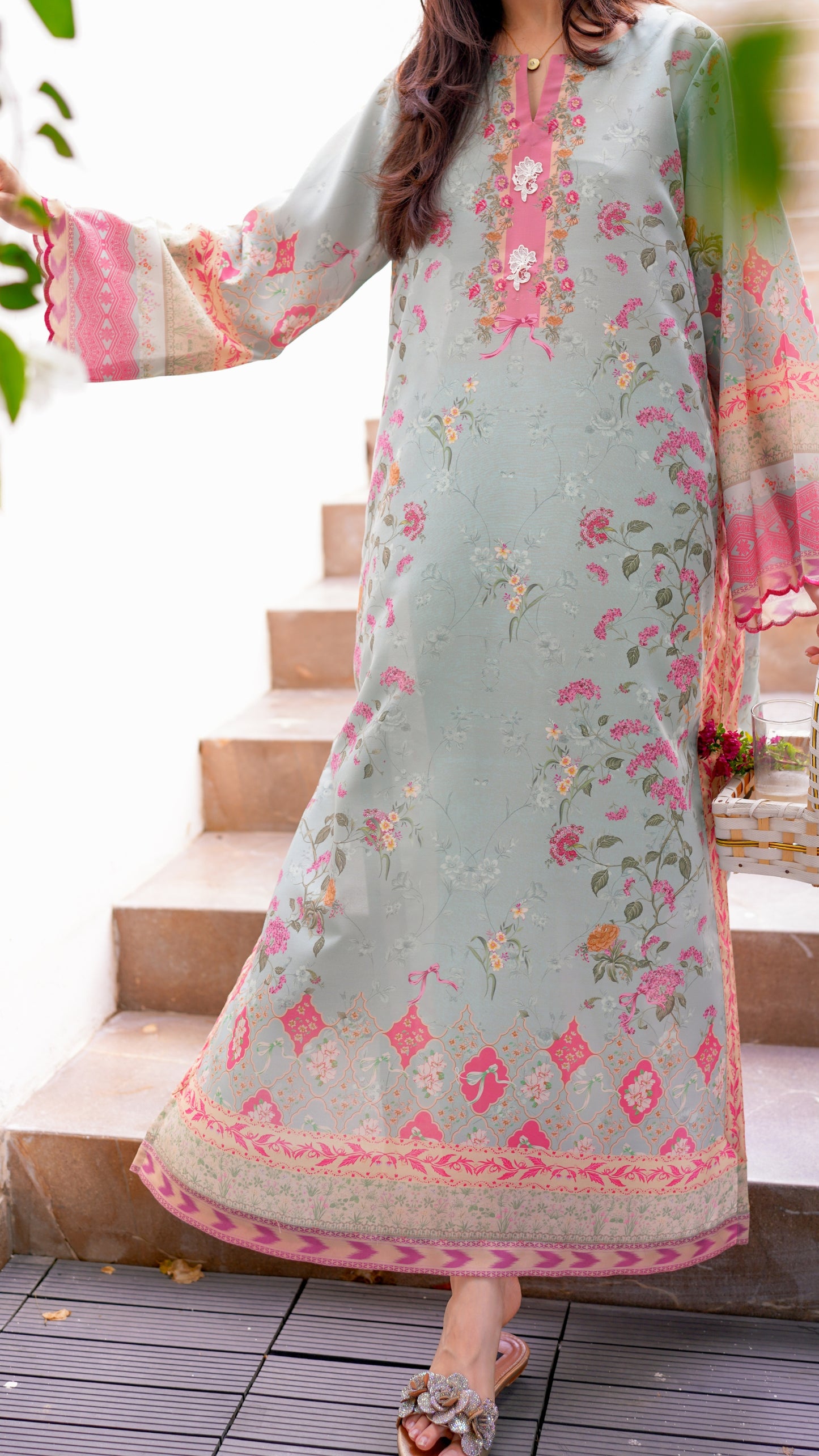 Cela Kaftan and Izaar