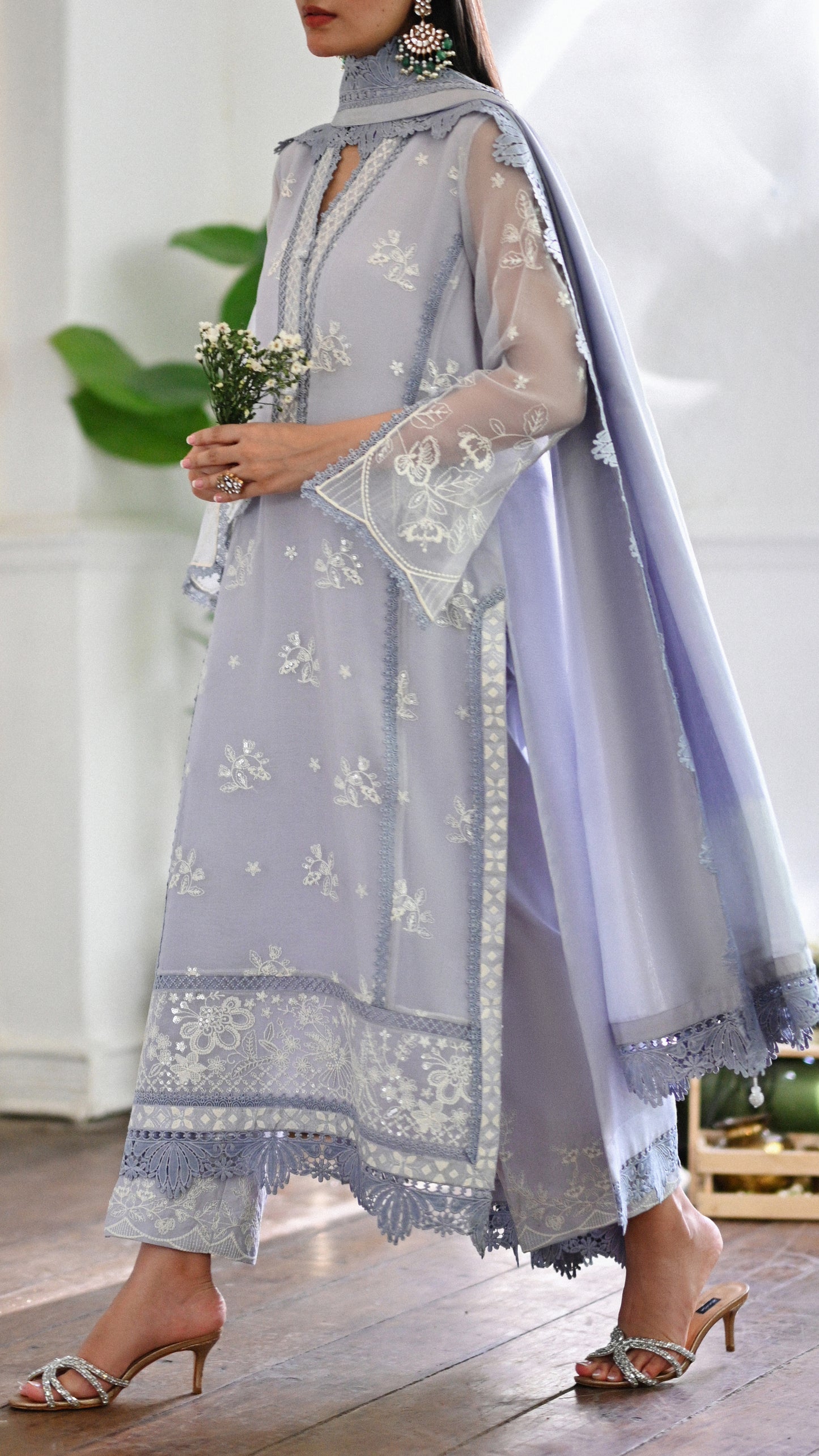 Maysa Kurta & Embroidered Izaar