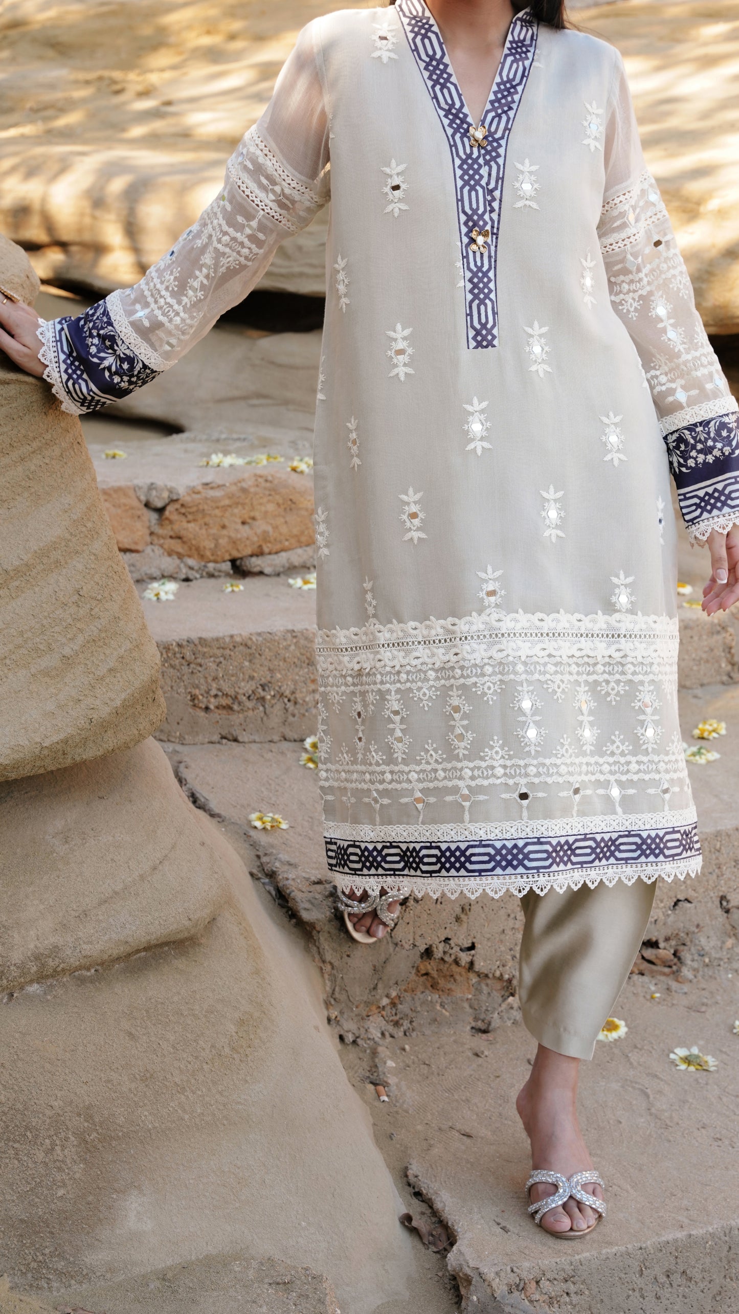 Roya Kurta & Dupatta