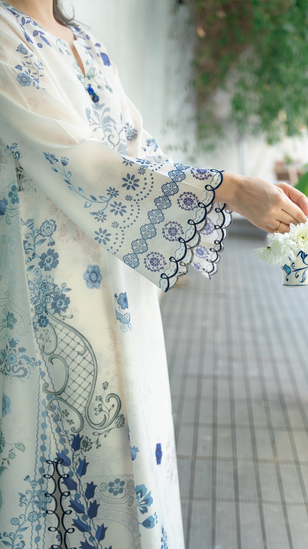 Solé Kaftan & Izaar