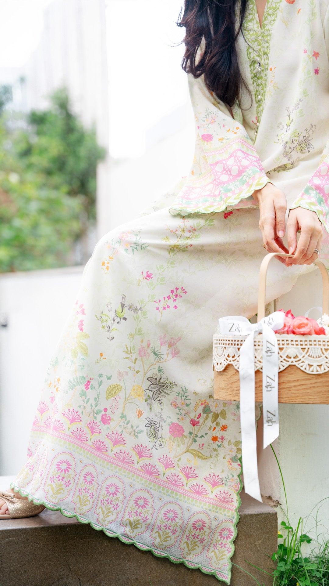 Vela Kaftan & Izaar