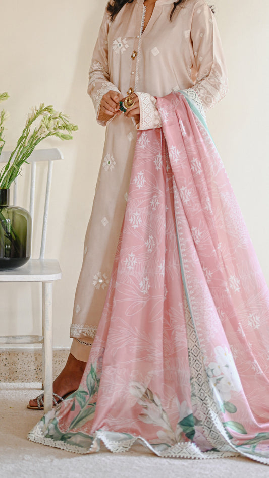 Zahrat Kurta & Dupatta