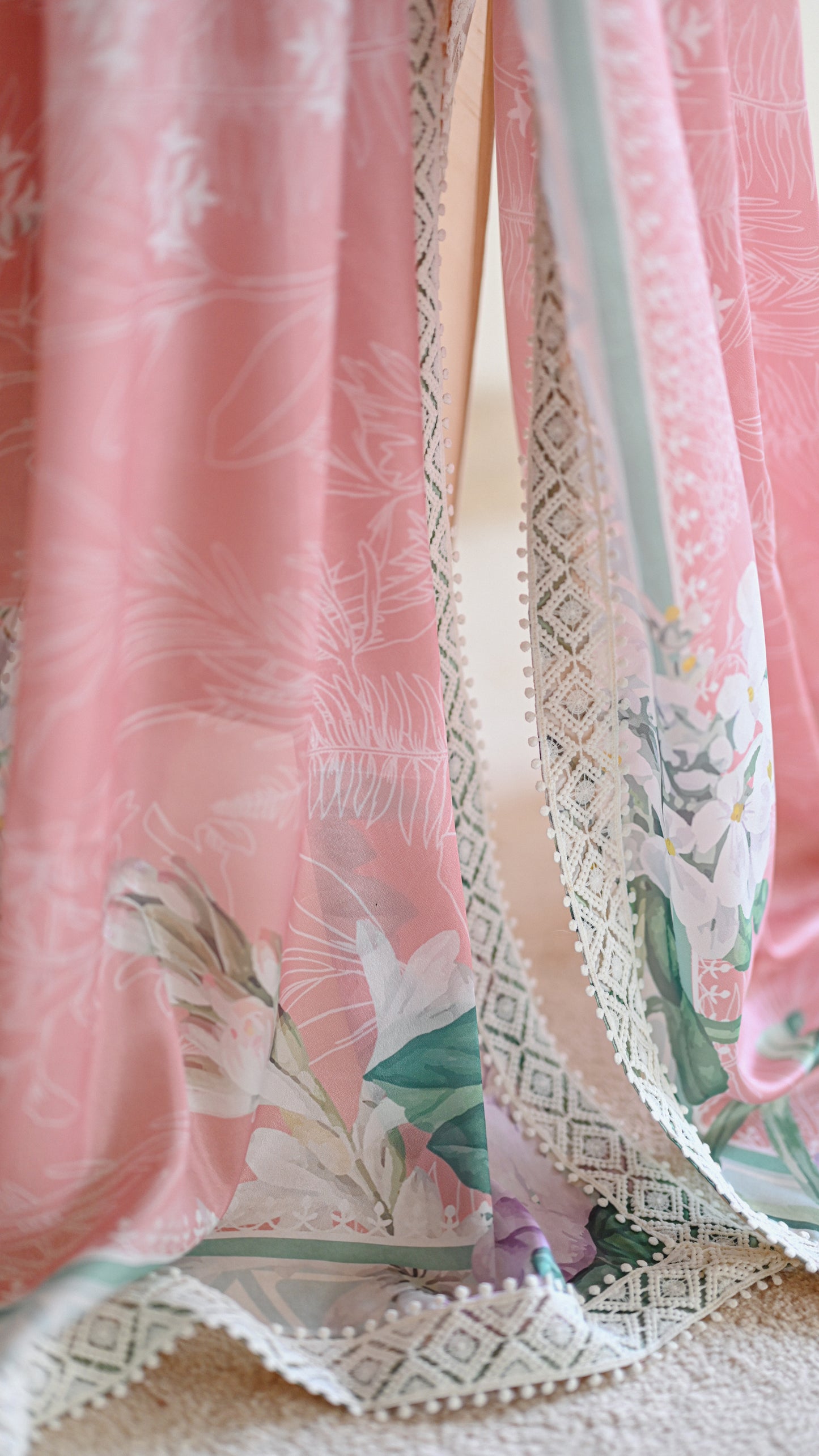 Zahrat Kurta & Dupatta