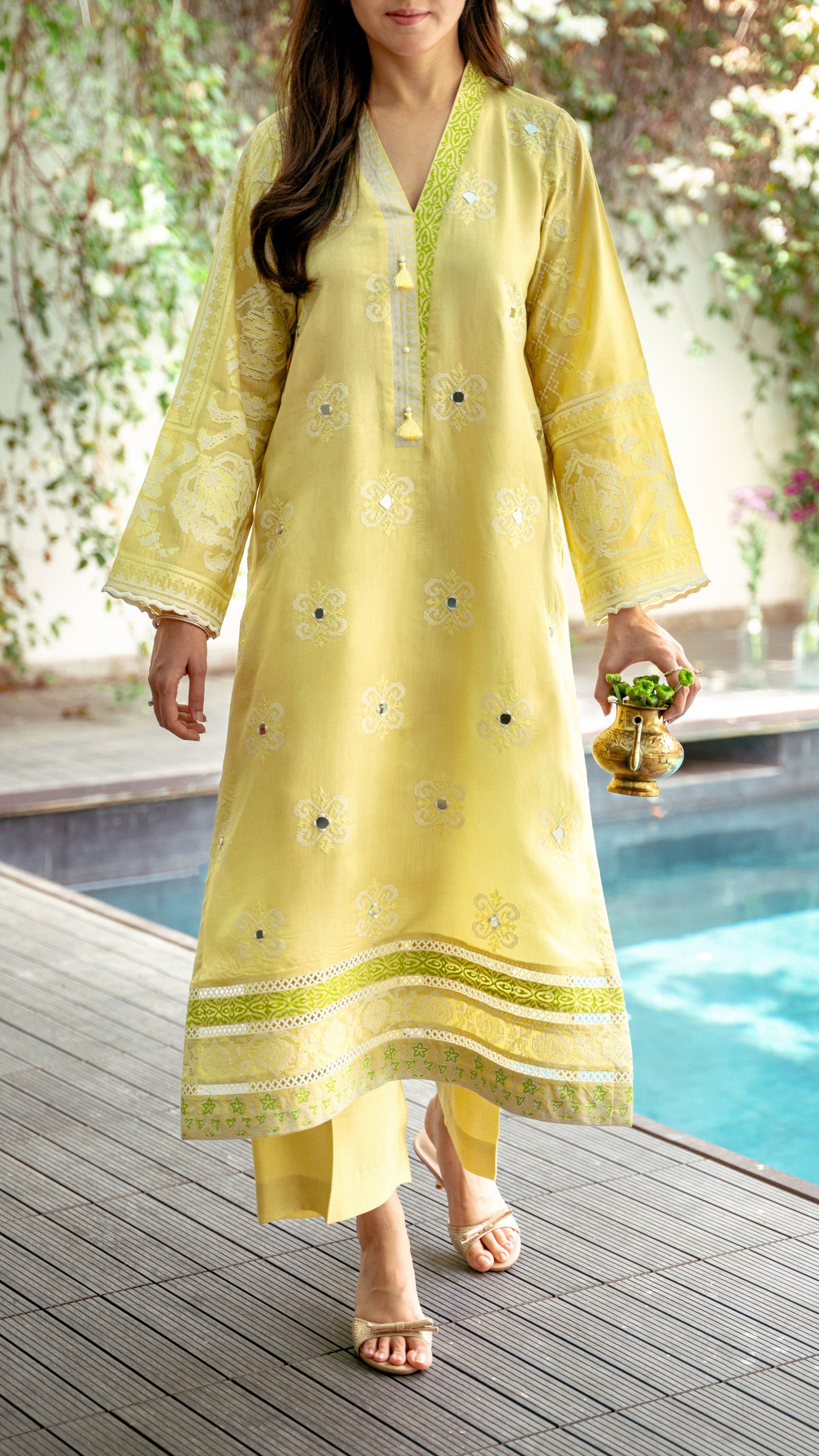 Elia Kurta & Izaar