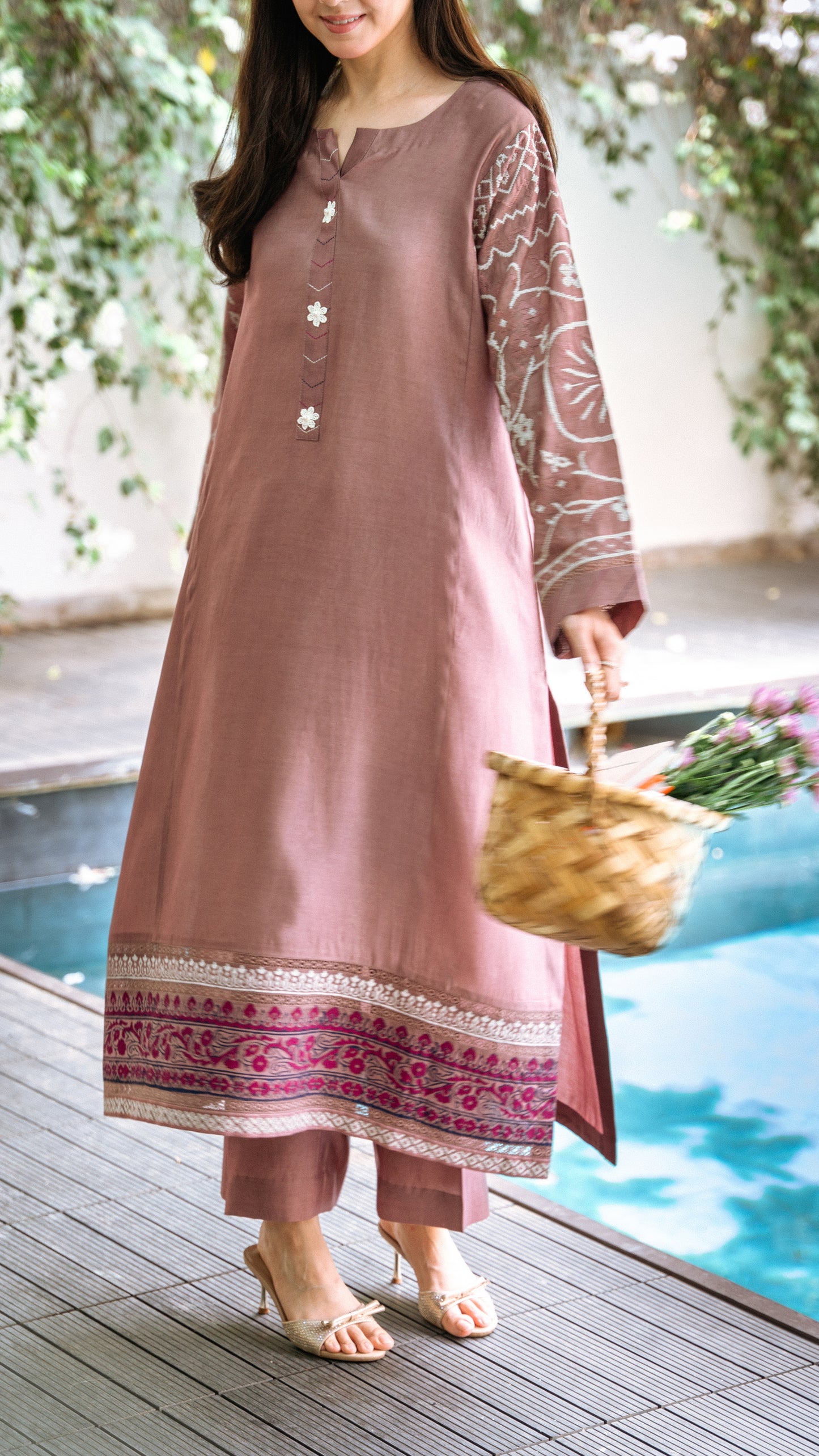 Amani Kurta & Izaar