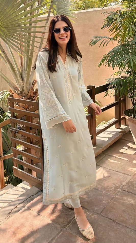 Sitara in Lina