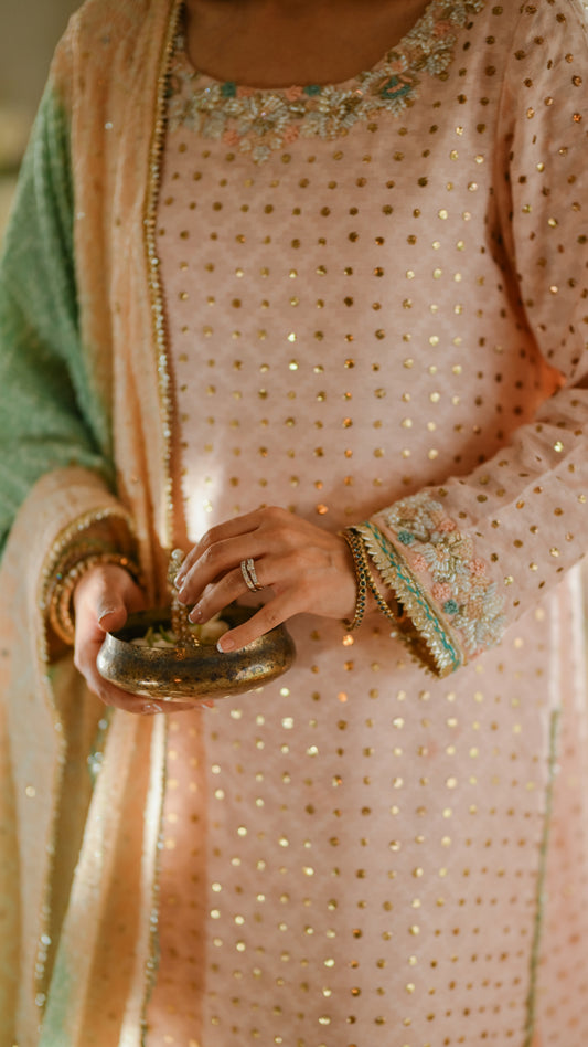 Esha Kurta & Kamdaani Dupatta
