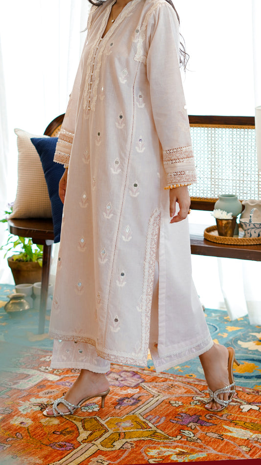 Ariah Kurta & Embroidered Izaar