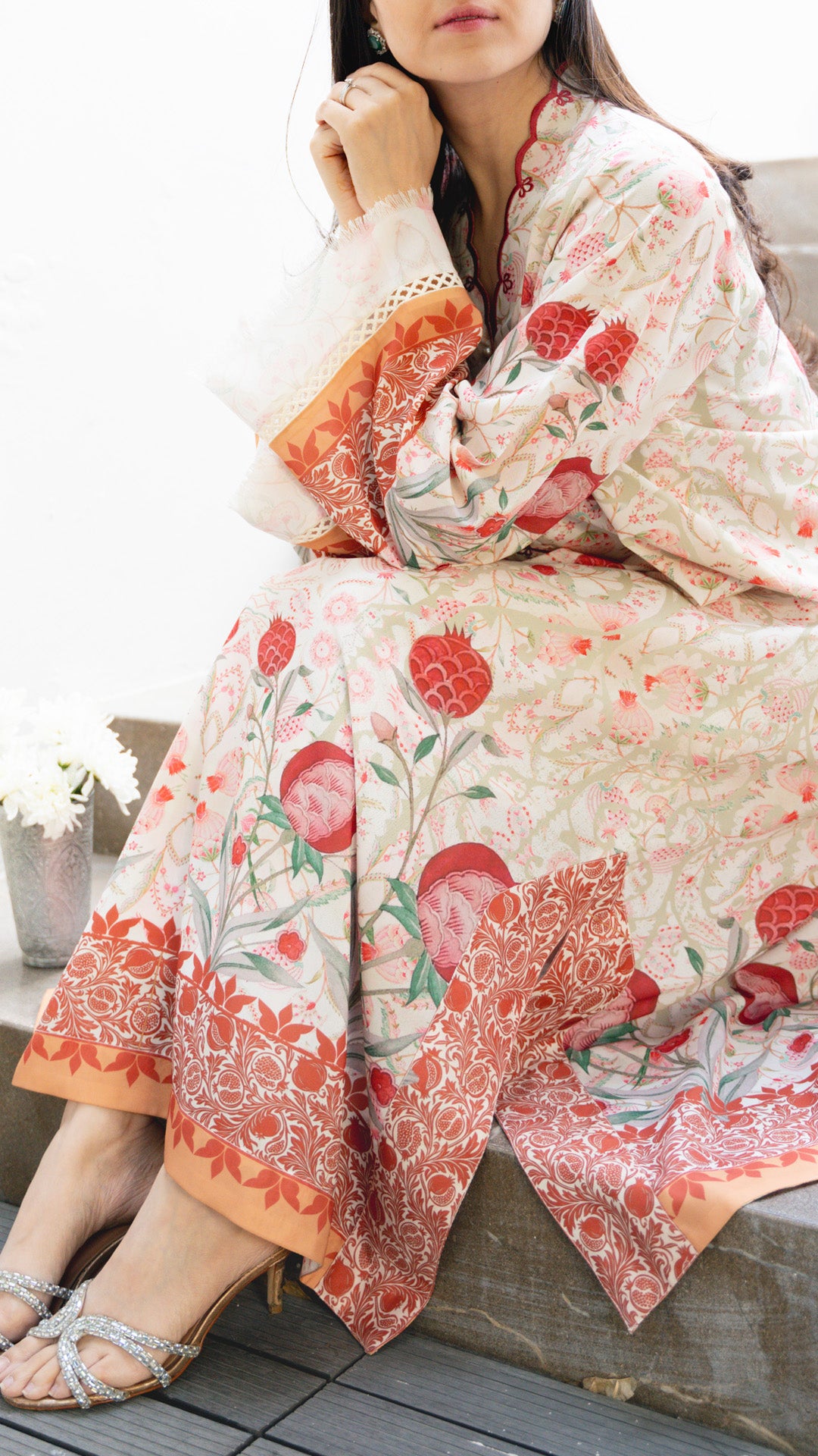 Ember Kaftan & Izaar