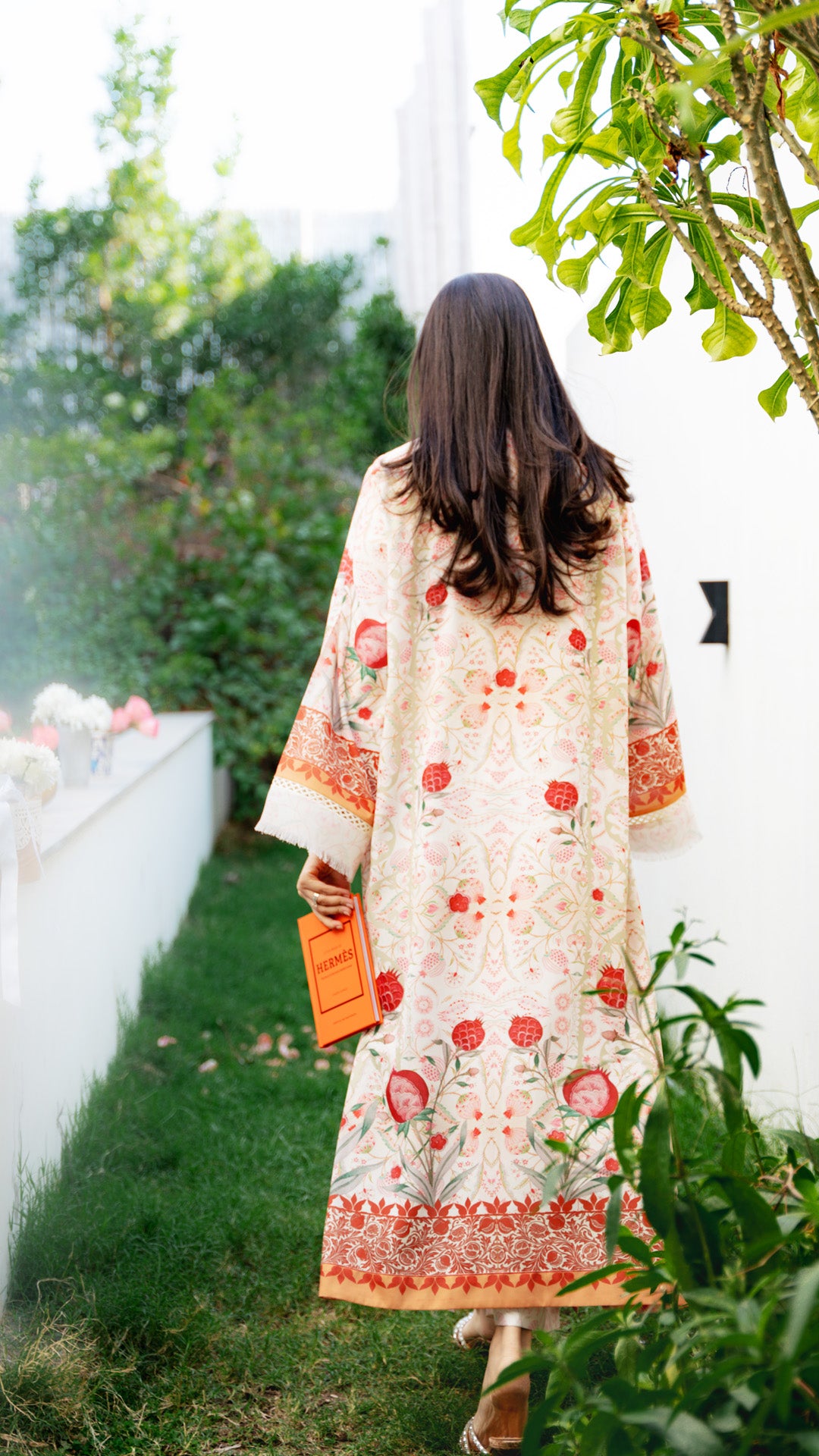 Ember Kaftan & Izaar