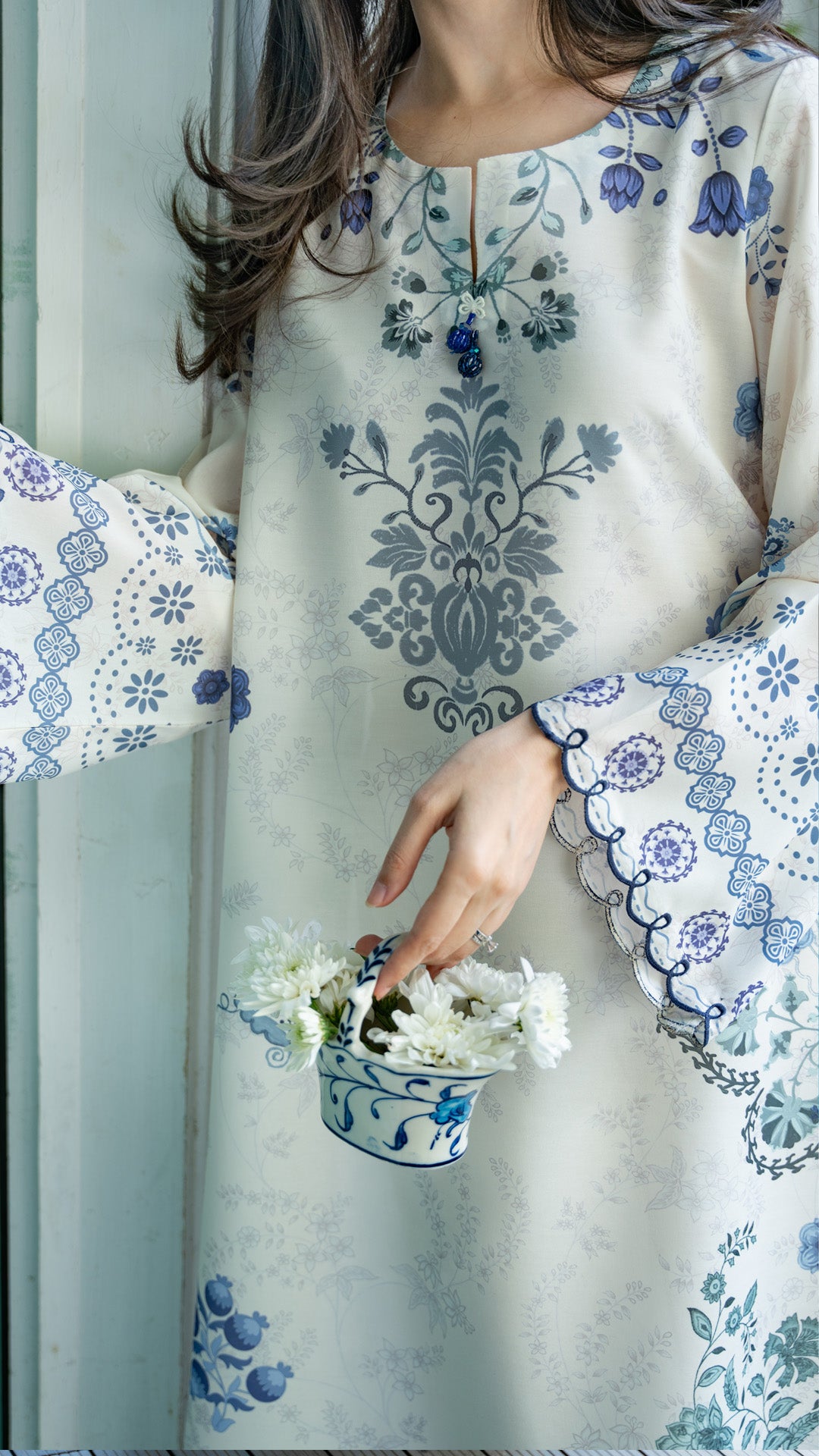 Solé Kaftan & Izaar