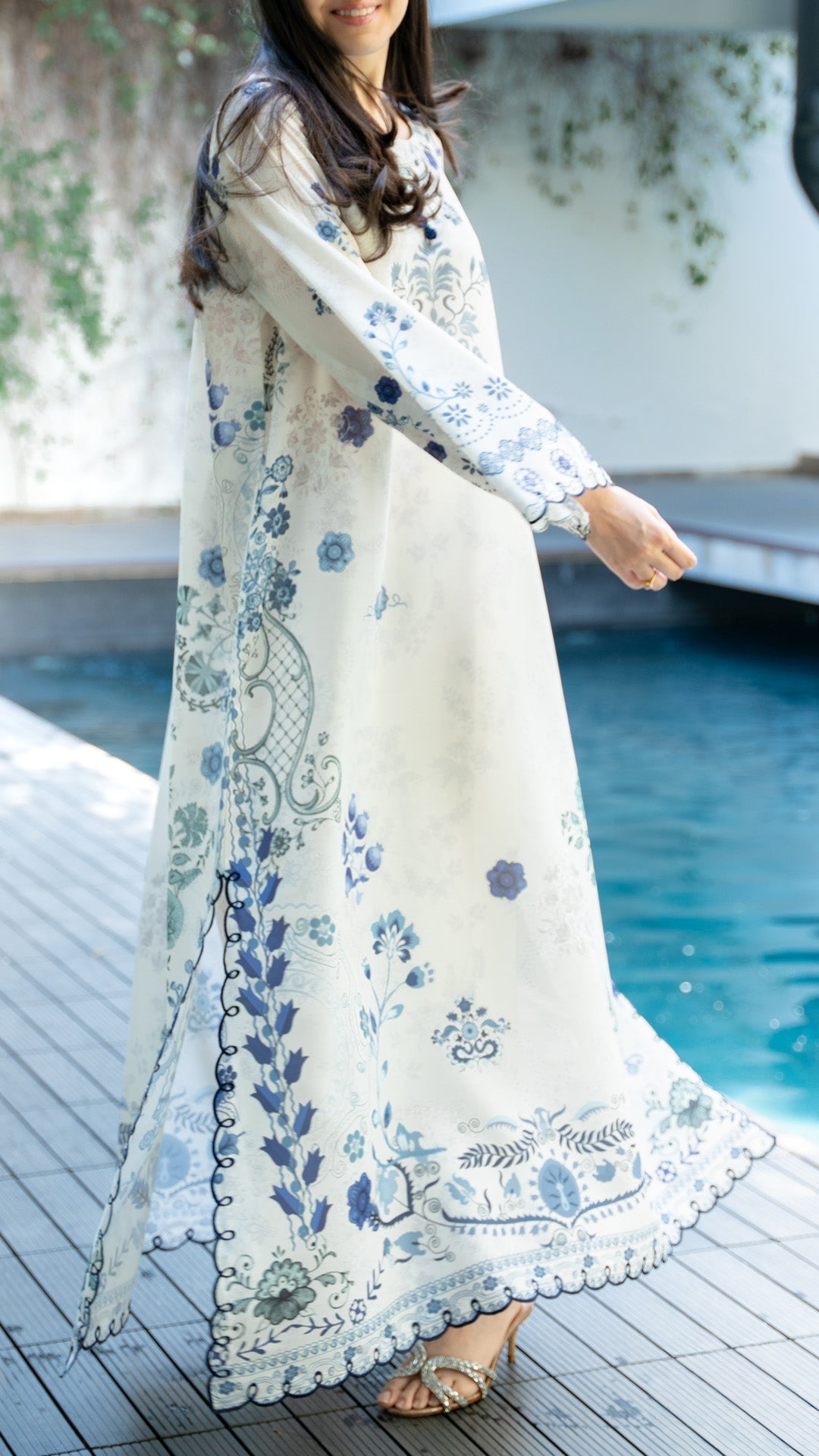 Solé Kaftan & Izaar