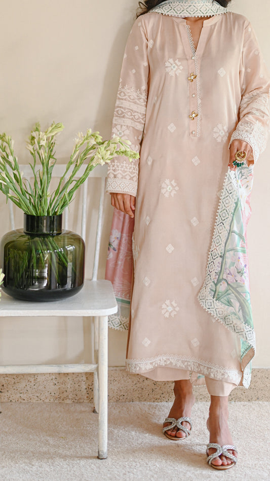 Zahrat Kurta & Dupatta